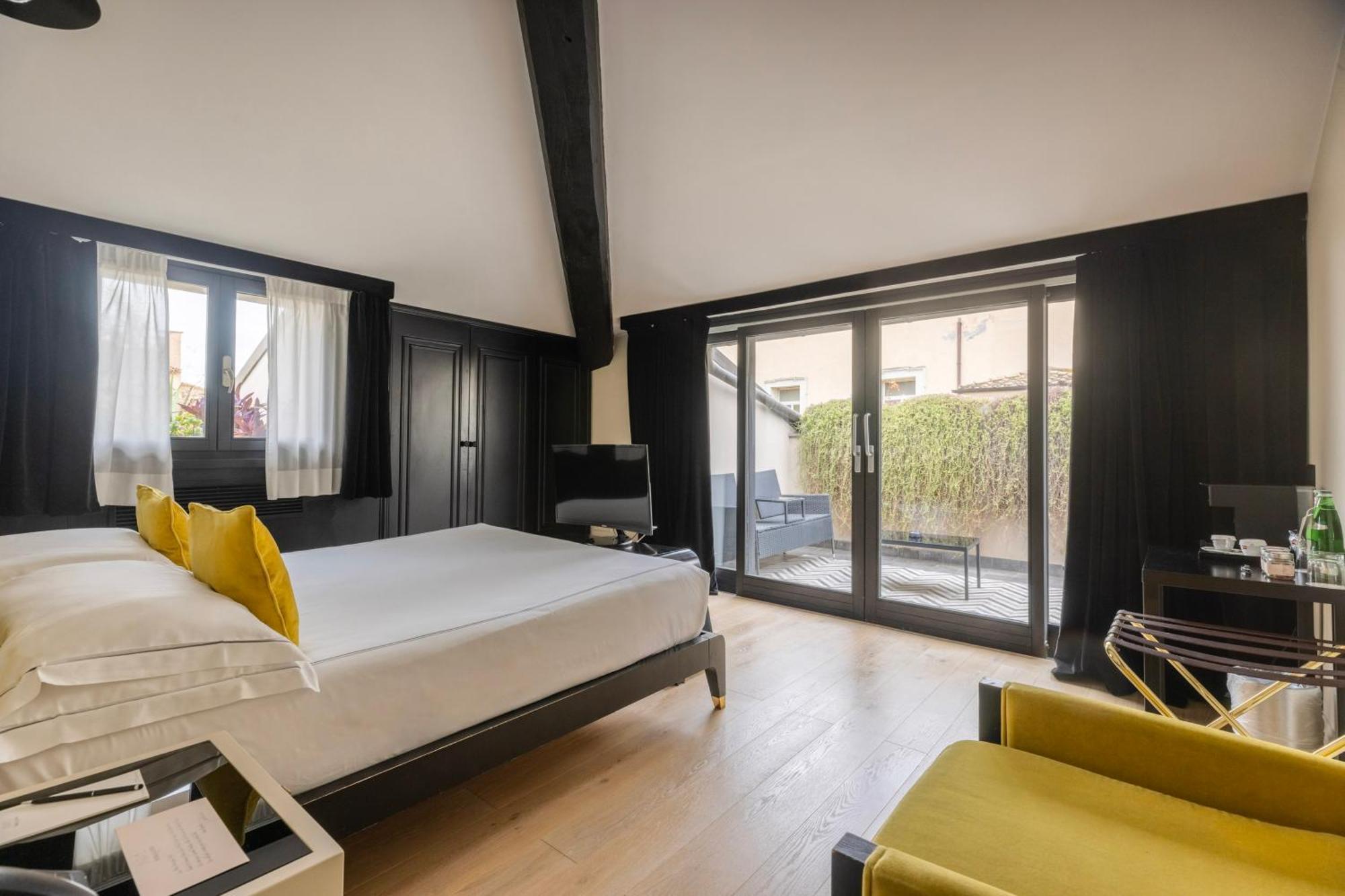 Luxus 5* Rom
